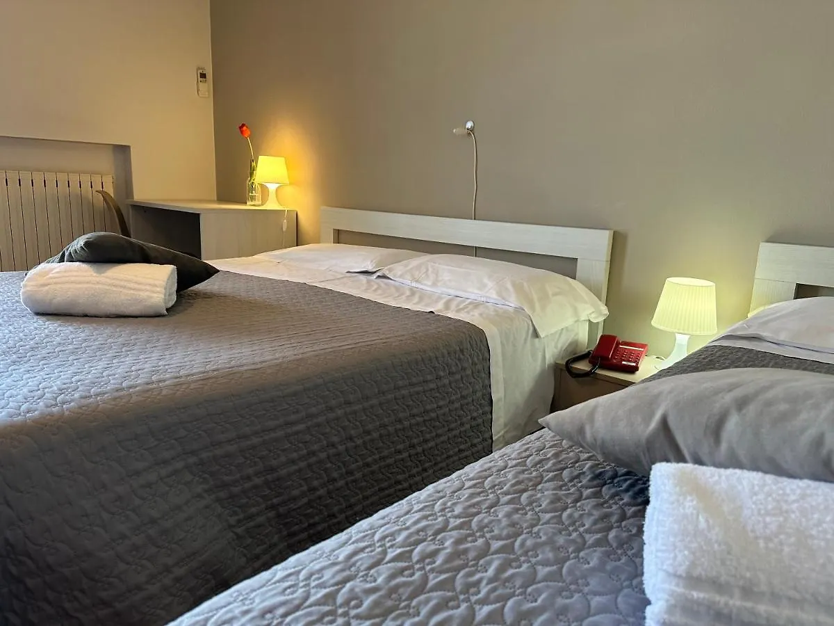 Hotel Miura Cavalcaselle