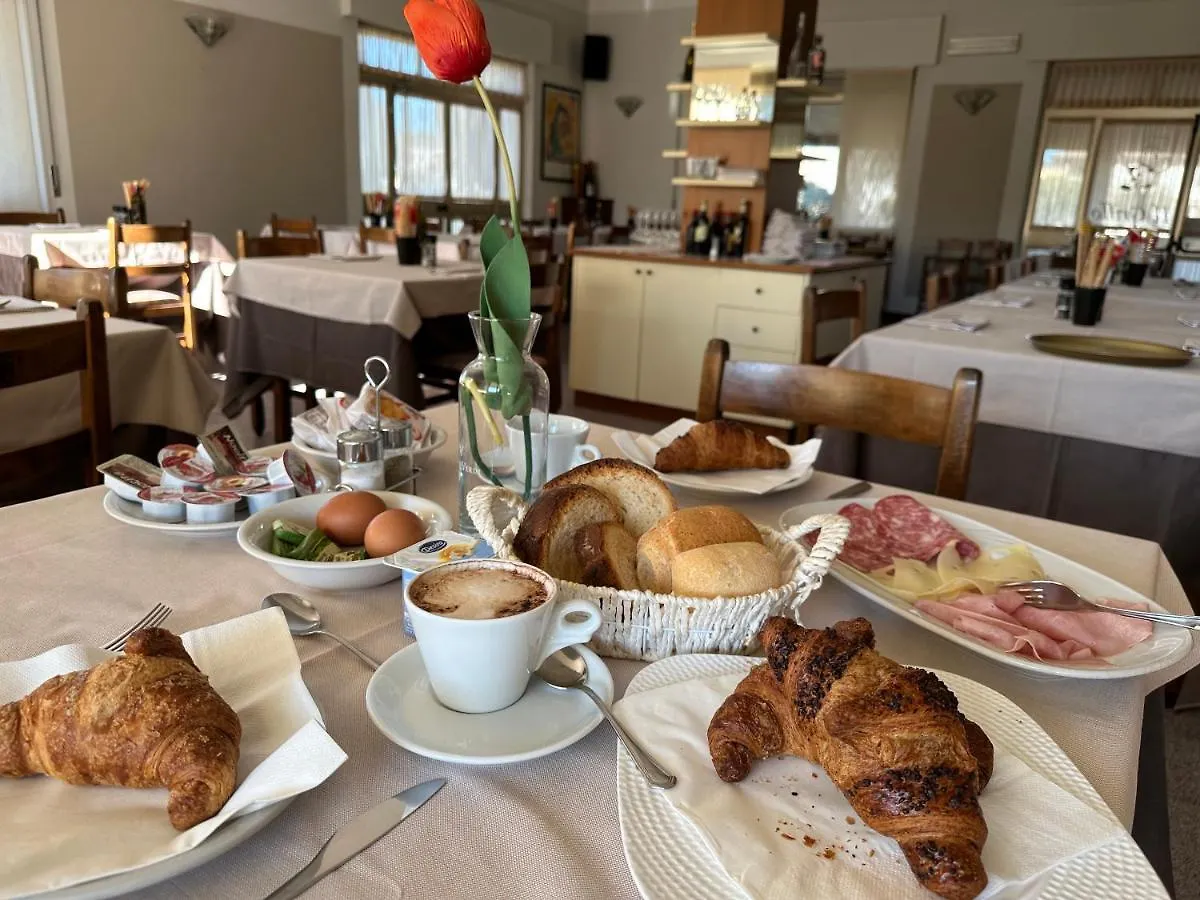 Hotel Miura Cavalcaselle